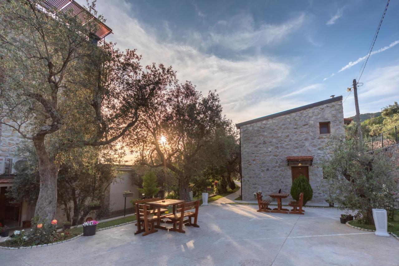 Apart & Spa Beganovic Dobra Voda Exterior photo